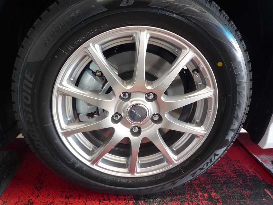 ヴォクシー2056016 (4).JPG