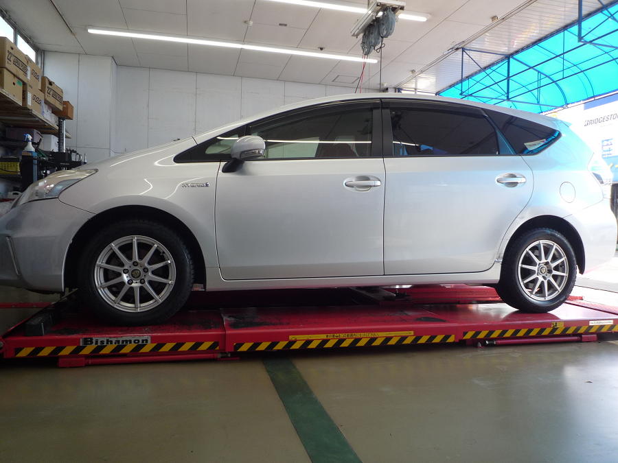 プリウスα2056016 (1).JPG